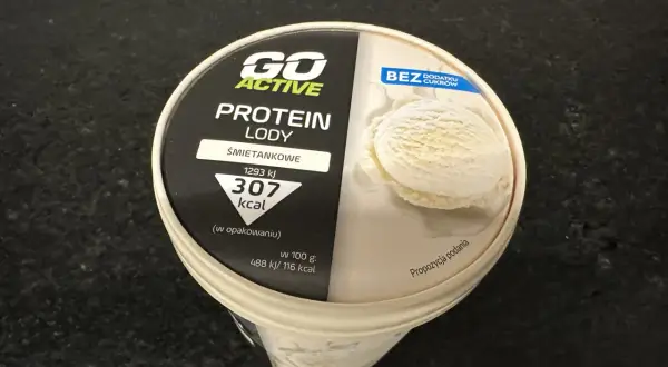 Lody proteinowe Go Active śmietankowe bez dodatku cukrów. Czy lody są zdrowe? Ten produkt ma 307 kcal w opakowaniu.