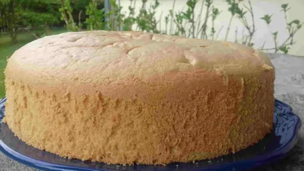 Puszysty biszkopt, idealny do tortów. Ten przepis na biszkopt jest prosty i zawsze wychodzi!